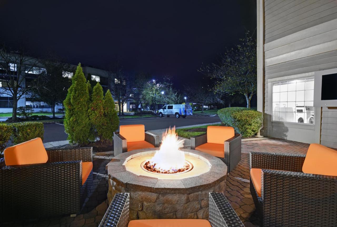 Hyatt House Bridgewater Hotel Exterior foto